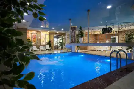 Amici Grand - 3
