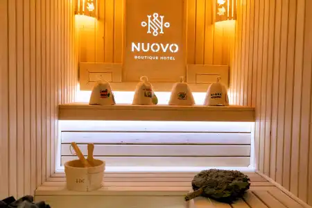 Nuovo Boutique - 11