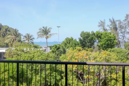 Holiday Ao Nang Beach Resort Krabi - 38