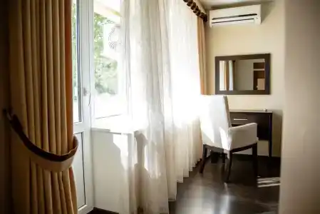 Gostinichno-Restorannyij Kompleks ZIHIYa - 72