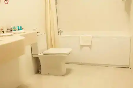 Gloria Business - 136