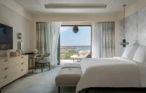 Four Seasons Resort at Jumeirah Beach - 1