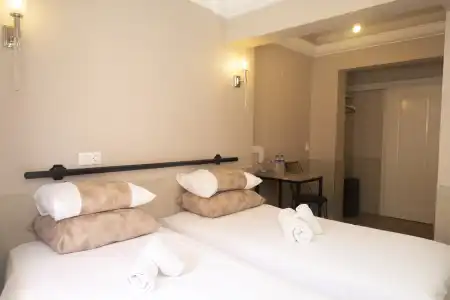 PEARL ISTANBUL - 1