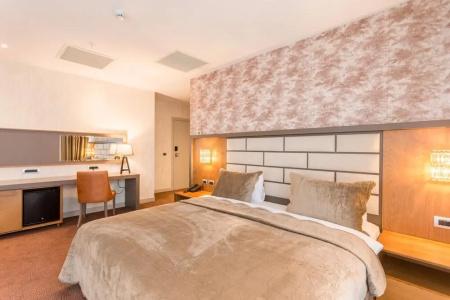 The Grand Gloria - 3