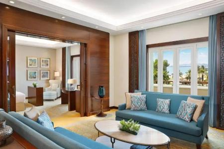 The Ritz-Carlton, - 16