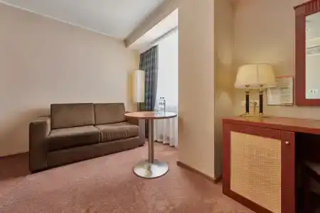 Marins Park Moskva Prazhskaya - 82