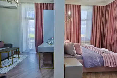 Fiorella Gyumri - 53