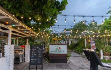 Kantary Bay Phuket - 11