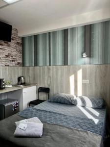 Samsonov Mini-on Stachek Avenue - 102