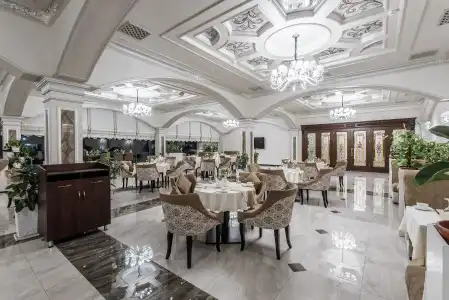 The Royal Mezbon & SPA - 39