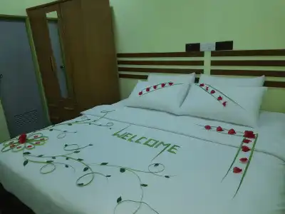 Kuri Tourist Guest House - 17
