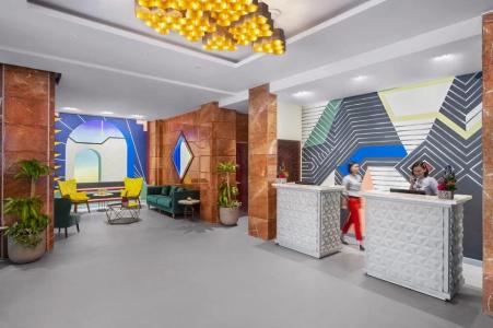 Leva and Suites, Mazaya Centre - 1