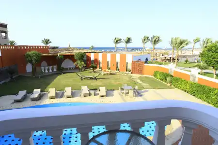 Sunrise Garden Beach Resort - 23