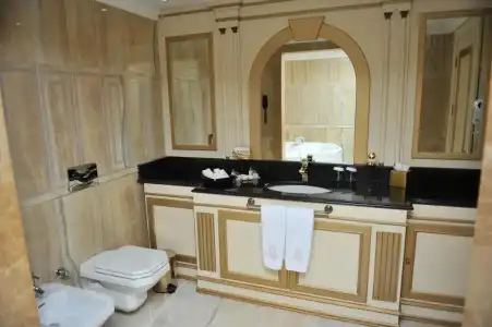 Intourist Palace Batumi - 14