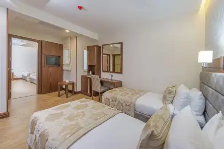 MidMar Deluxe - 18