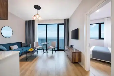 Steps Batumi & Suites - 13