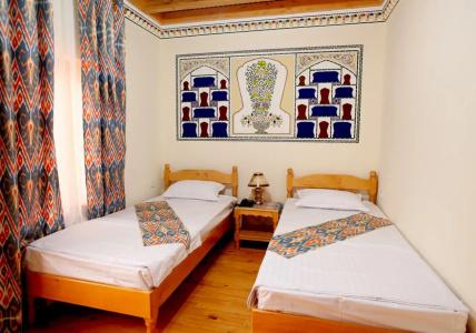 Old Bukhara Boutique - 11