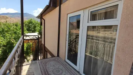 Natalia - 60