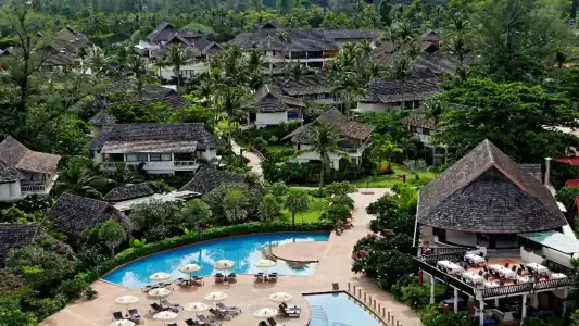 Chada Lanta Beach Resort - 3