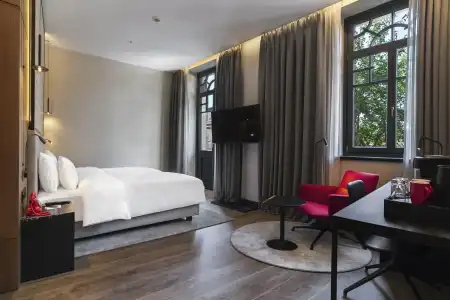 Radisson Red - 29