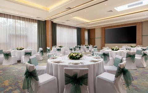 Hampton By Hilton - 8