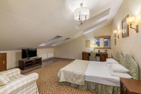 Lancaster Court - 55