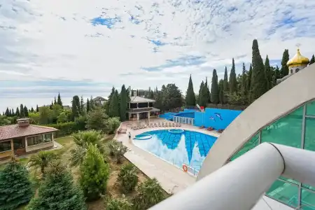 Respect Hall Resort & Spa - 81