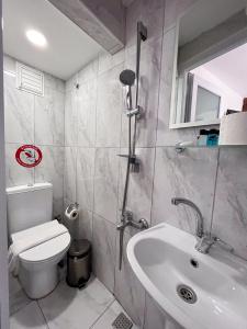Galley Mini-hotel - 27