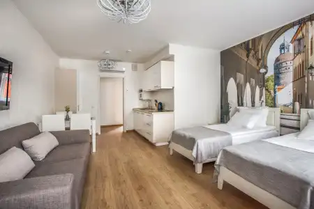 Intermark Residence Apart- - 92