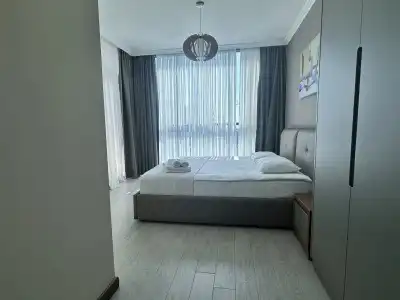 Season Suite Apart - 59