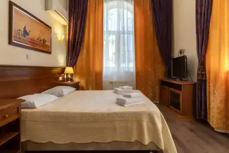 Odeon Guest House - 137