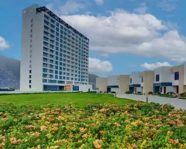 Royal M Beach Resort - 7