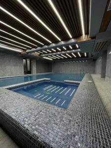 Mir Luxe Plaza - 16