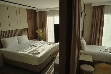 Monalisas Kusadasi - 26