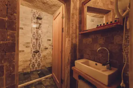 Pinhan Cave Suites - 34