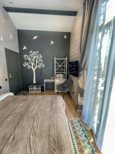 Geometrika • Lounge - 103