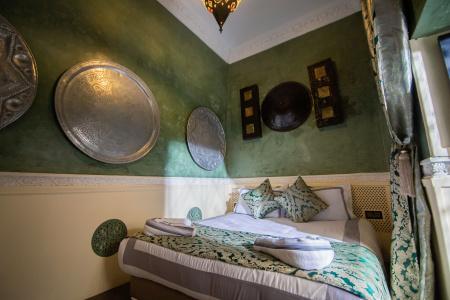 Riad Tachchaqa - 27
