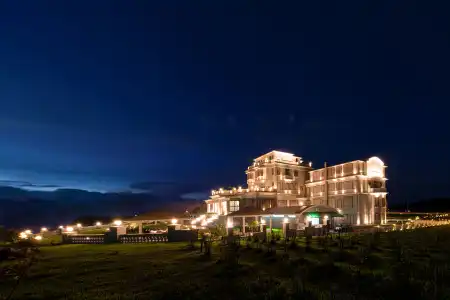 Le Bokor Palace - 0