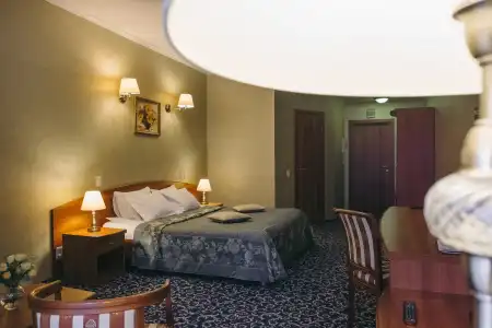 Gostinichnyij Kompleks Sosnovyij Bor - 3