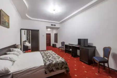 Roomp Mano - 12