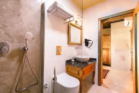 Sapphire Stone House - 26