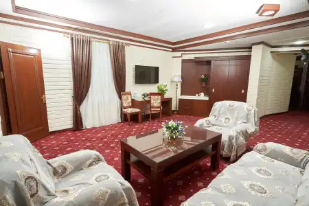 Rakat Plaza - 67