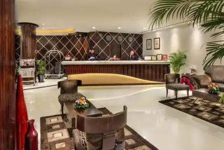Savoy Suites Apartment - Dubai - 1