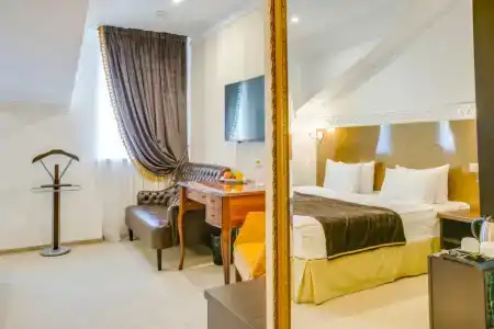 Sadovnicheskaya City Center - 63