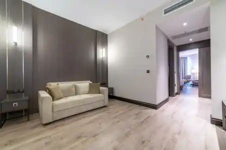 Pia Bella - 48