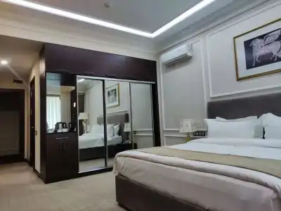 The Royal Mezbon & SPA - 74