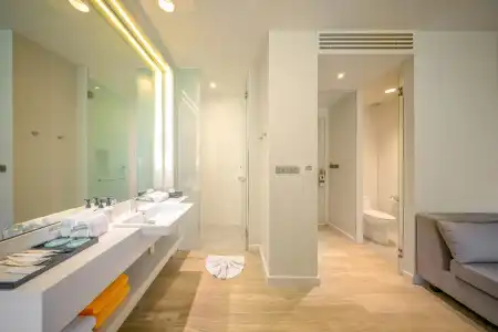 The Hotspring Beach Resort & Spa - 14