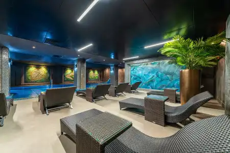 Kravt Nevsky & Spa - 4