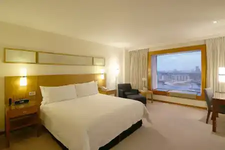 Canary Riverside Plaza - 81