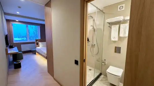 Resident Abay - 51